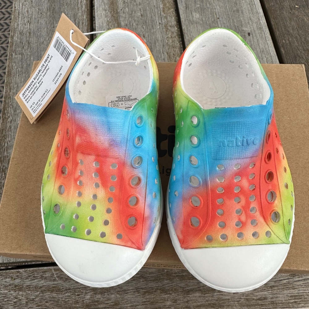 NWT Native Shoes (Toddler) Jefferson Sugarlite Rainbow TieDye Size 5